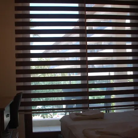 Astoria Life Hotell
