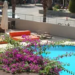 Отель Astoria Life 3*