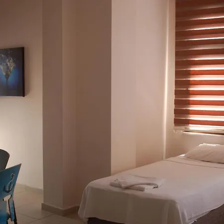 Astoria Life Otel